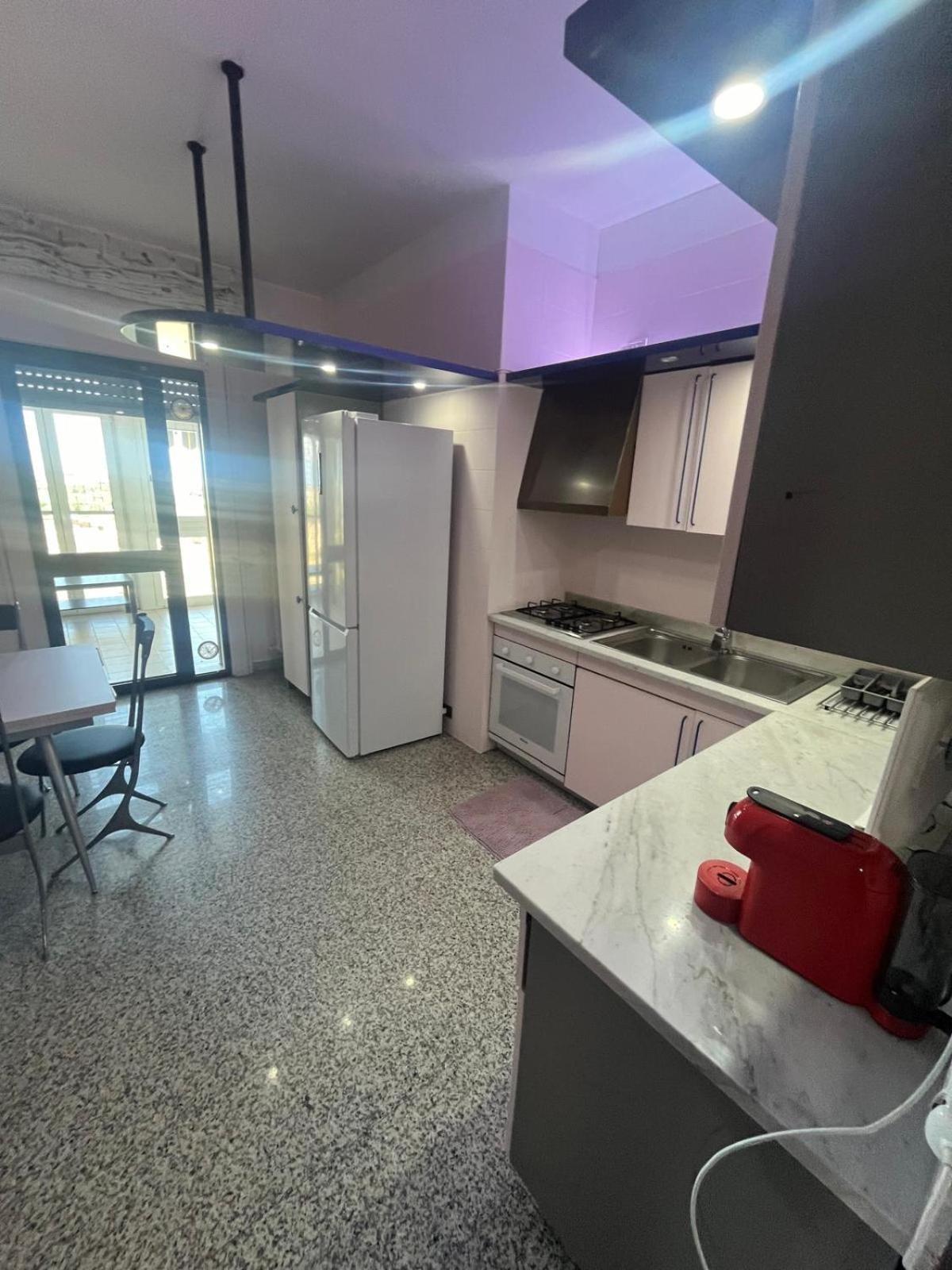 Margo Apartment Бари Экстерьер фото