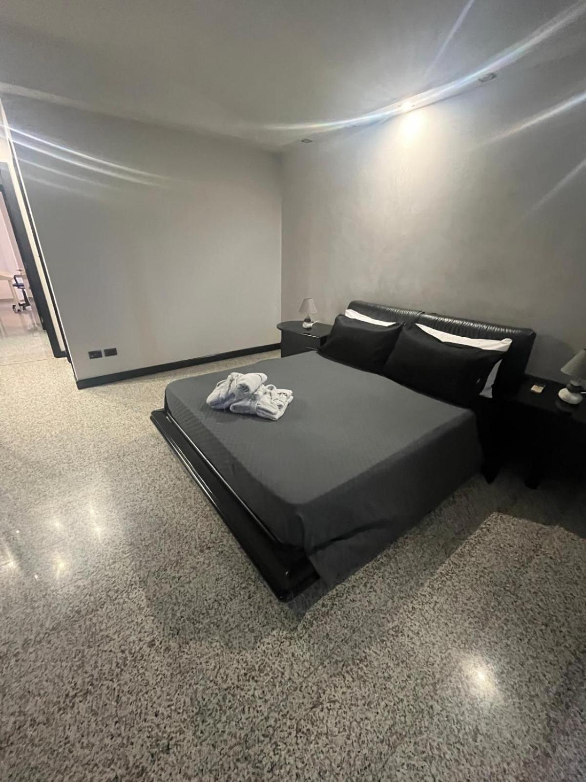 Margo Apartment Бари Экстерьер фото