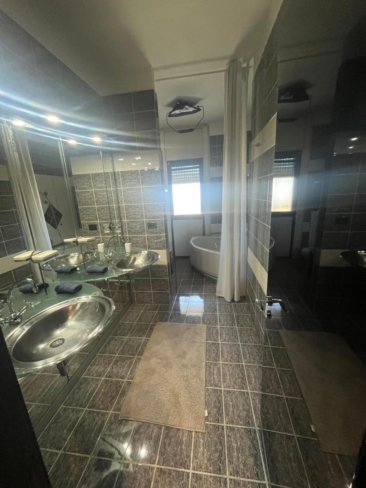 Margo Apartment Бари Экстерьер фото